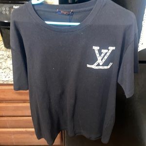 Vintage Lou’s Vuitton shirt for the low